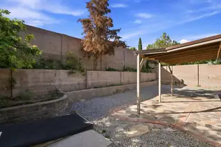 8227 Calle Primera NW 