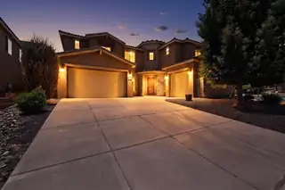 45 E Vista Hermosa Place NE 