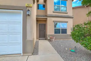 2831 Violeta Circle SE 