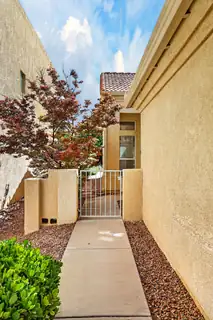 3137 Renaissance Loop SE 
