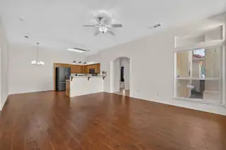 3137 Renaissance Loop SE 