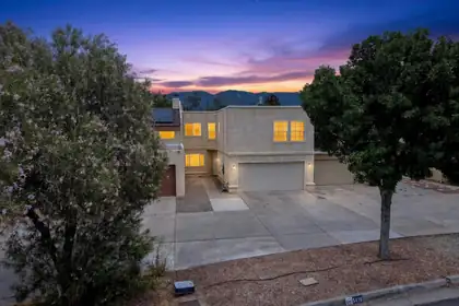 5416 Overlook Drive NE, Albuquerque