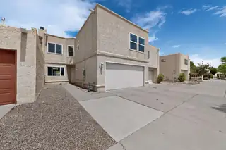 5416 Overlook Drive NE 