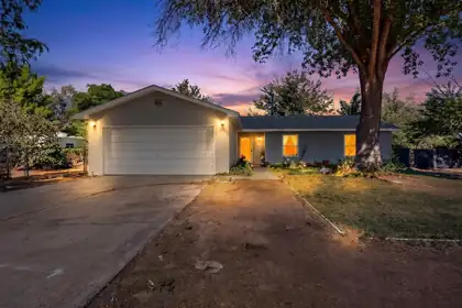 1715 Eldorado Loop, Bosque Farms 