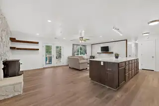 1715 Eldorado Loop 