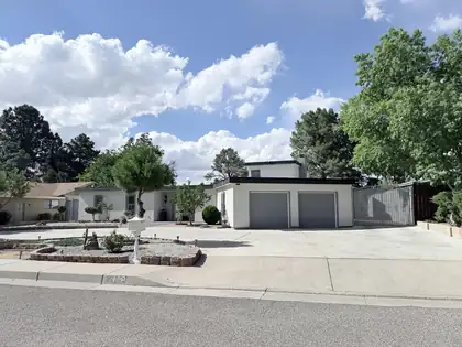 7209 Vista Del Arroyo Avenue NE, Albuquerque