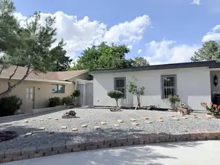 7209 Vista Del Arroyo Avenue NE 