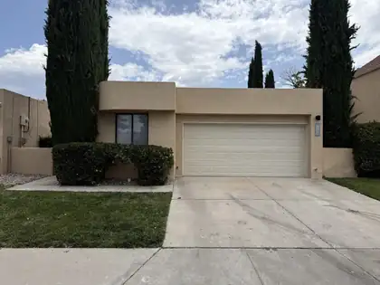 7588 Keystone Drive NE, Albuquerque