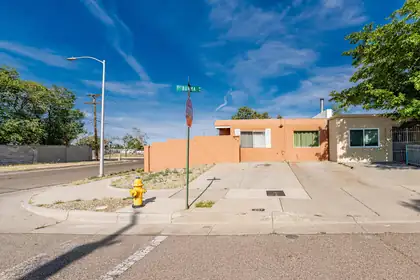201 Burma Drive NE, Albuquerque