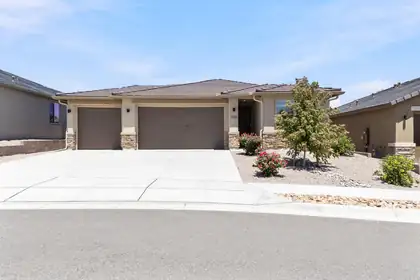 3335 Wolf Tail Loop NE, Rio Rancho