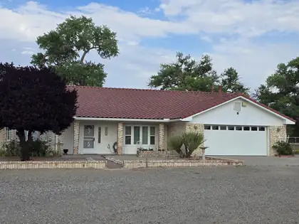 7724 Black Mesa Loop SW, Albuquerque