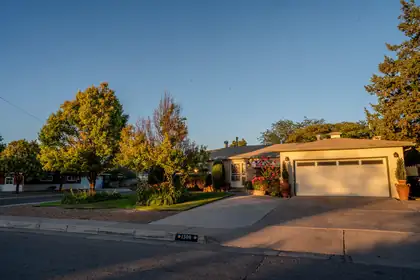 1308 Valencia Drive NE, Albuquerque 