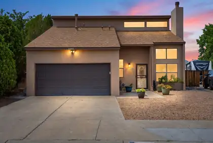 5605 Wheelwright Avenue NW, Albuquerque
