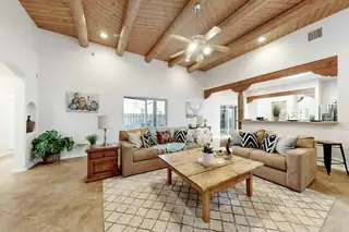 233 Shangri La Court NW 