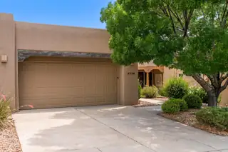 3716 Ridge Pointe Loop NE 