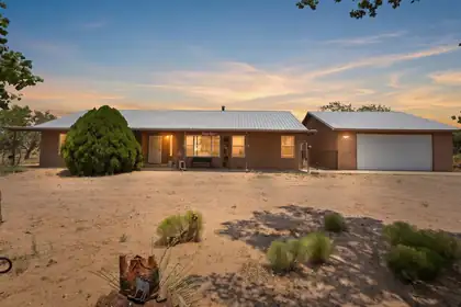 102 Romero Drive, Veguita