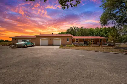 23 Menard Road, Los Lunas 