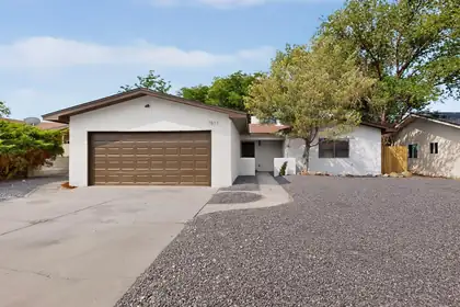 7811 Buckboard Avenue NE, Albuquerque