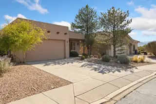 848 COTTONWOOD Circle 