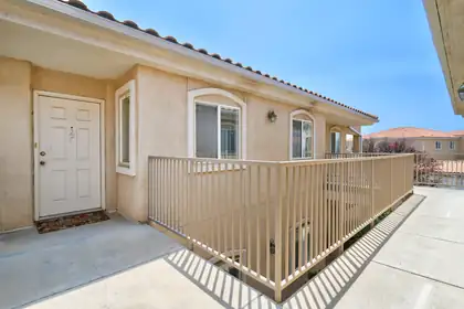 6800 Vista Del Norte Drive NE 427, Albuquerque