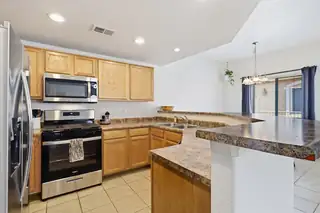 6800 Vista Del Norte Drive NE 427 