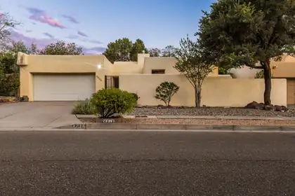 4216 Indian Springs Drive NE, Albuquerque 