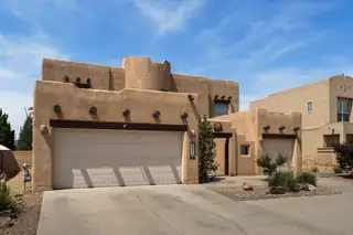 4223 Camelback Road NW 