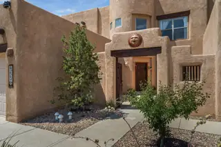 4223 Camelback Road NW 