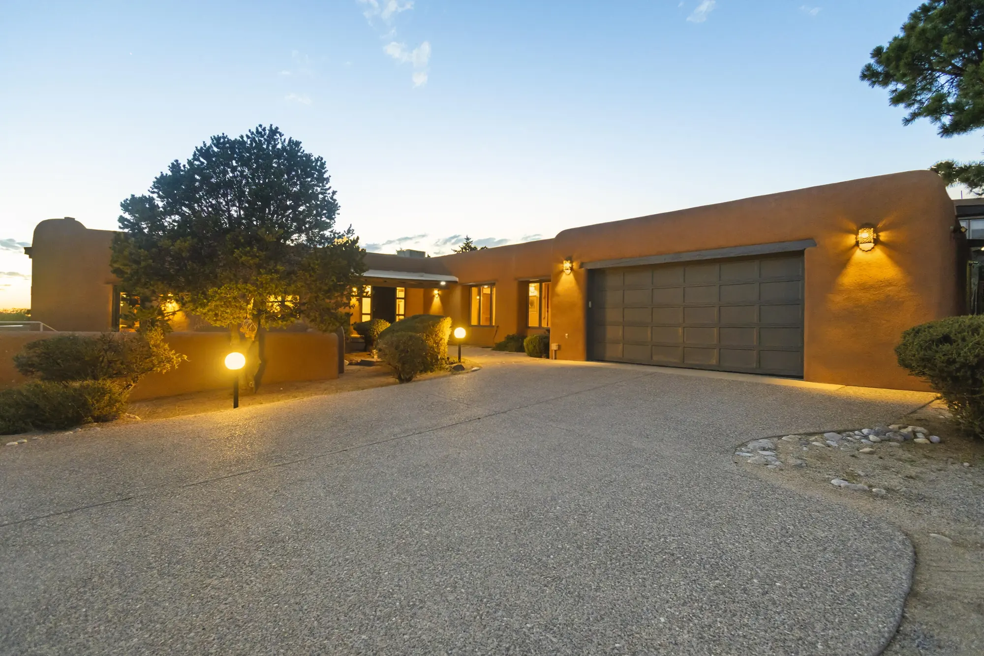72 Pinon Hill Place NE