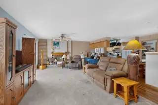 7401 Coulson Drive NE 