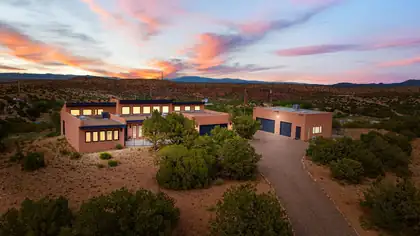 11 Mountain View Road, Placitas