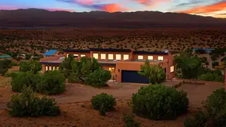 11 Mountain View Road 