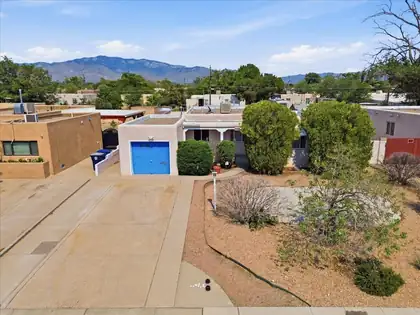 426 Espanola Street NE, Albuquerque