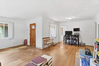 426 Espanola Street NE 