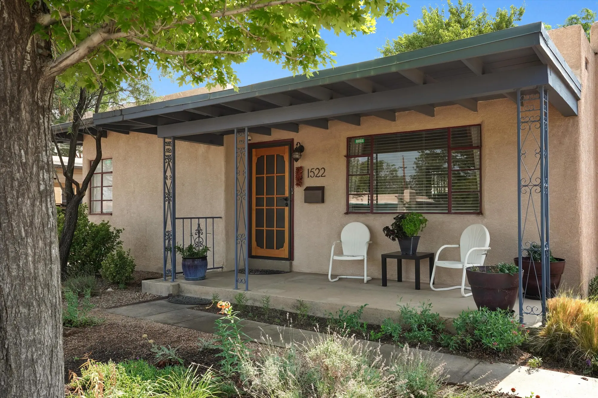 1522 Hermosa Drive NE