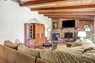7205 Vista Del Arroyo Avenue NE 