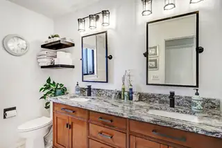 7205 Vista Del Arroyo Avenue NE 