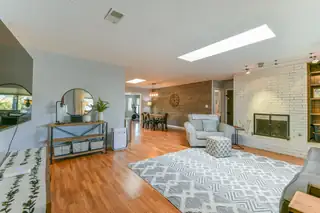 8124 Loma Del Norte Road NE 
