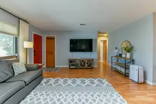 8124 Loma Del Norte Road NE 