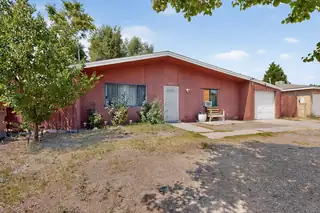 2819 Desert Garden Lane SW 