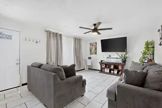 2819 Desert Garden Lane SW 