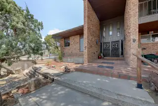 1100 Warm Sands Drive SE 