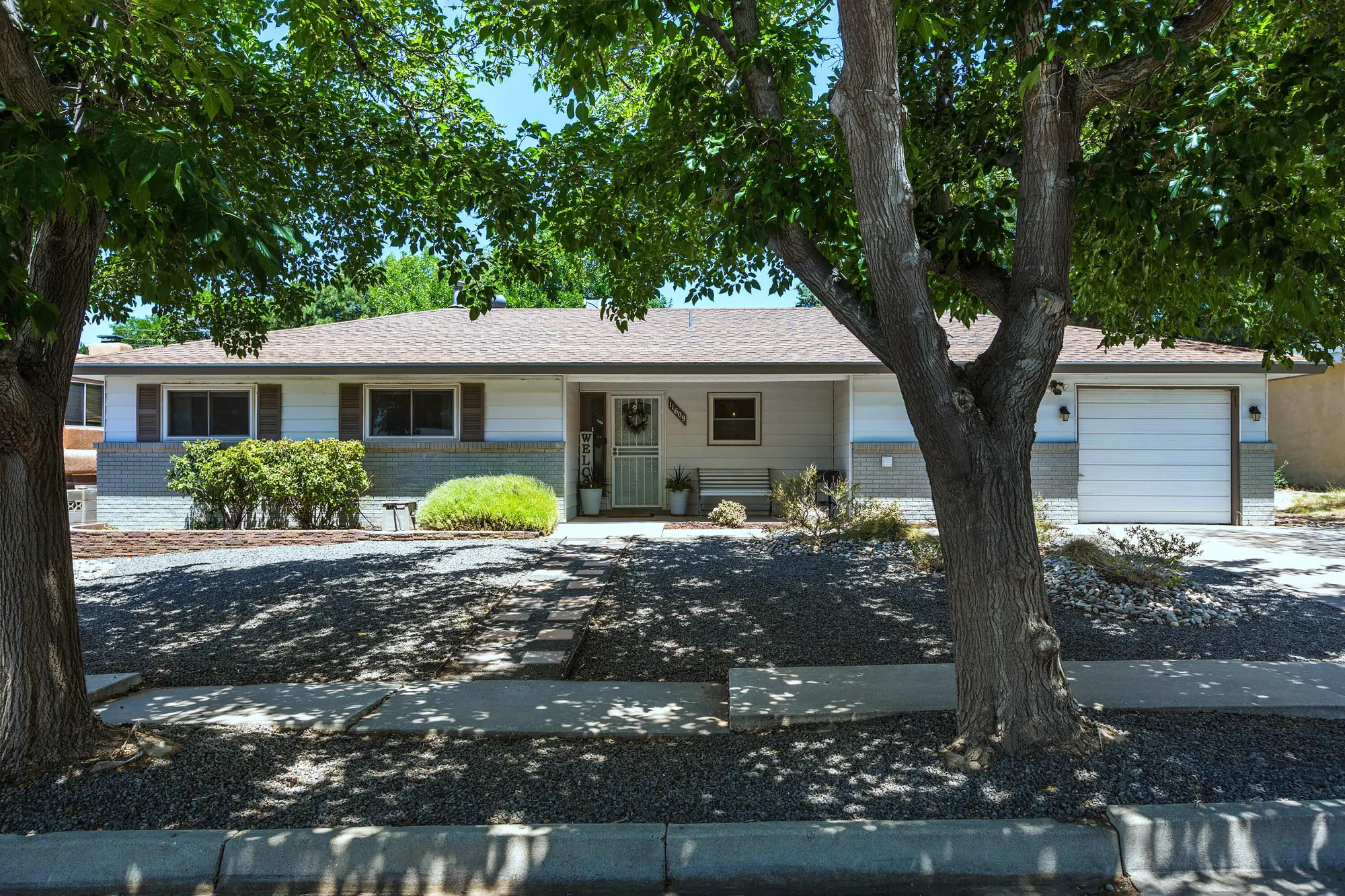 11609 Lexington Avenue NE