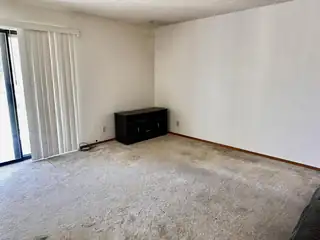 819 Country Club Drive SE APT 2B 