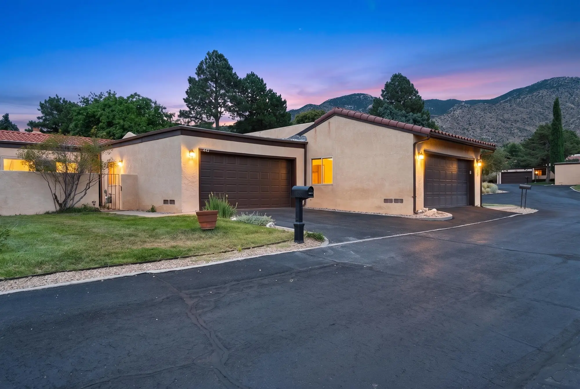 4412 Kellia Lane NE
