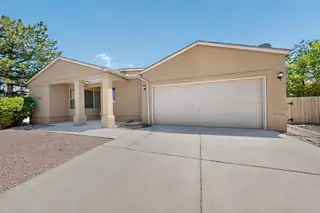 1729 Strawberry Drive NE 