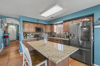 612 Via Canale SW 