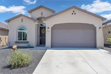 4244 Crowned Eagle Loop NE, Rio Rancho