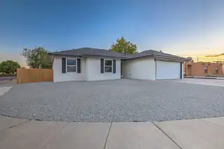 3101 Loma Pedregosa NW 