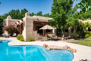 705 Los Prados De Guadalupe Drive NW 